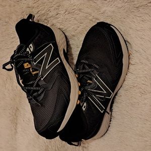 NWOB New Balance  8.5  gray